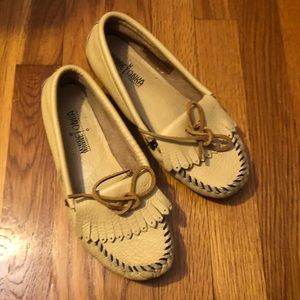 Minnetonka leather moccasins